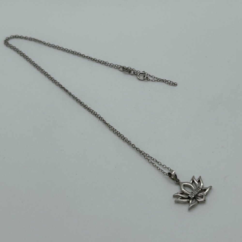 925 Sterling Silver Lotus Blossom Pendant Necklace Dainty Spiritual Minimalist - Picture 4 of 15